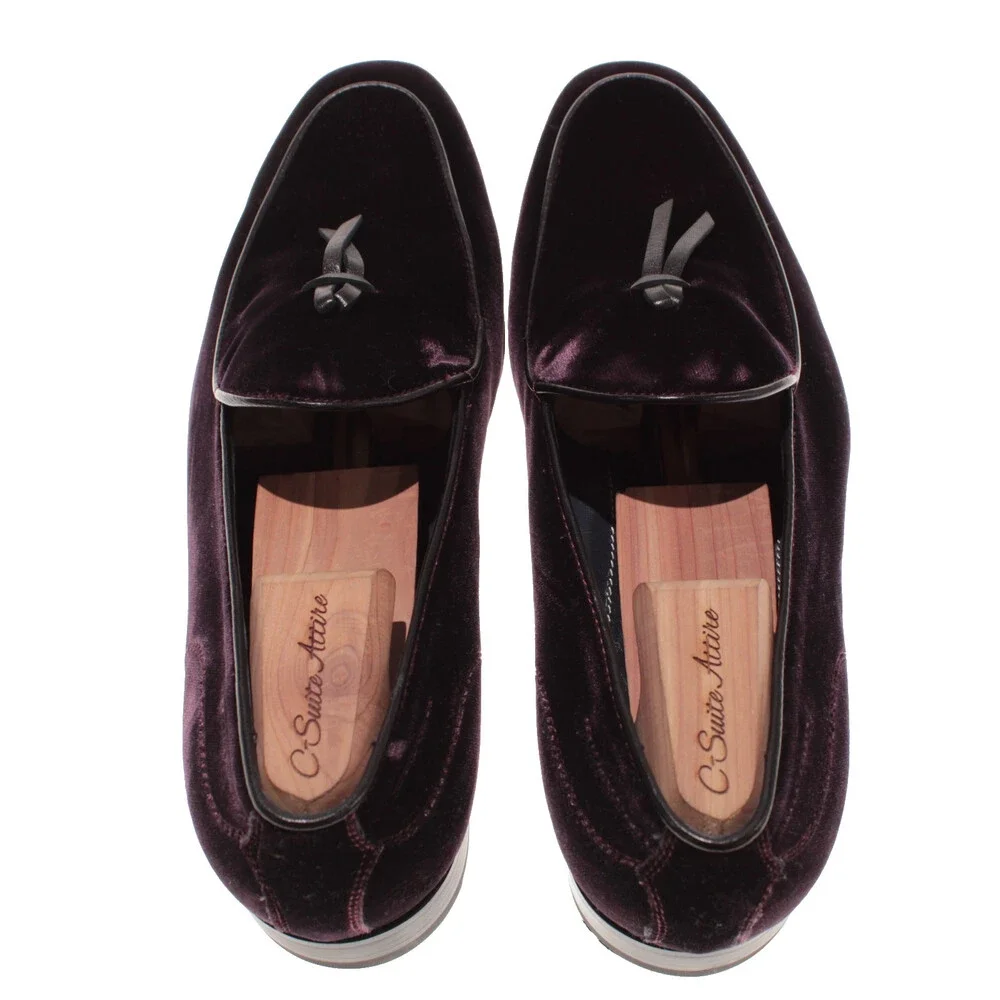 Di Bianco NWB Slip On Tasseled Loafers Size 8 US in Dark Purple Velvet